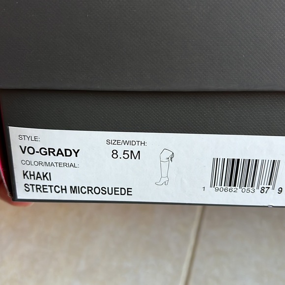 BNIB VINCE CAMUTO OTK BOOTS SIZE 8.5 - Picture 2 of 5